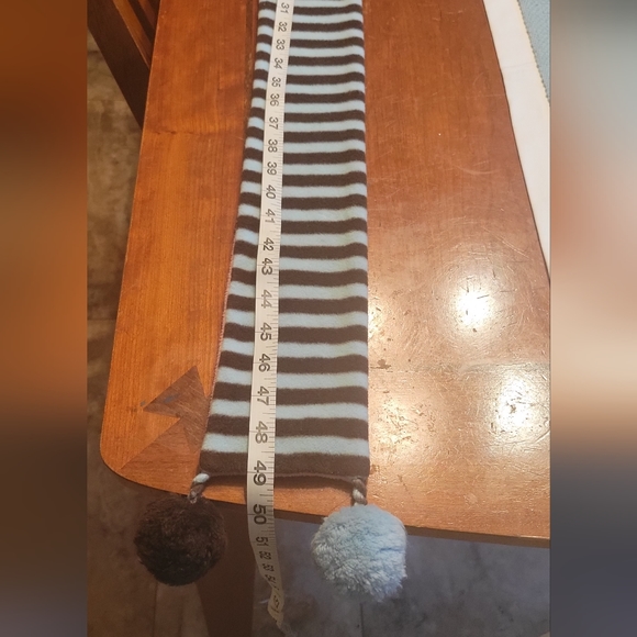 Gap Kids Fleece Scarf - Picture 7 of 7